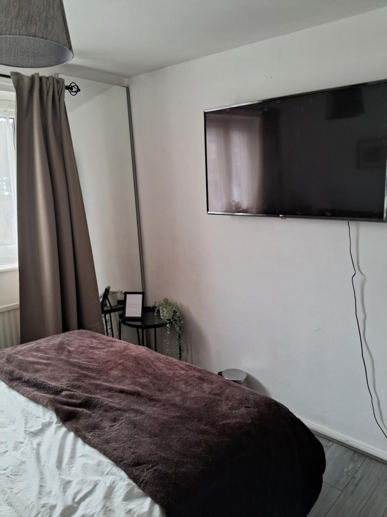 4 Mereside Walk — Photos 2